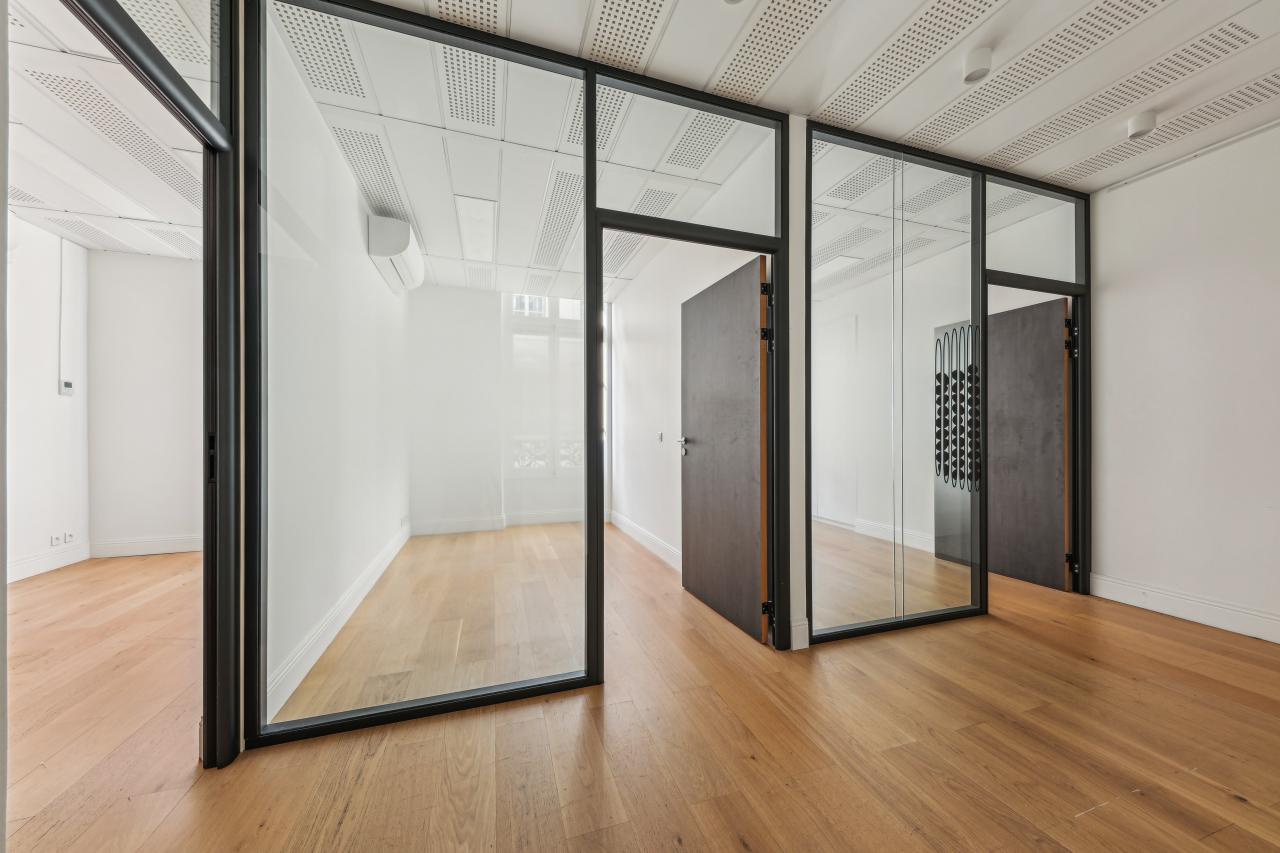 Bureau Paris 226m² Location bureau Paris OLBUR2426913 6